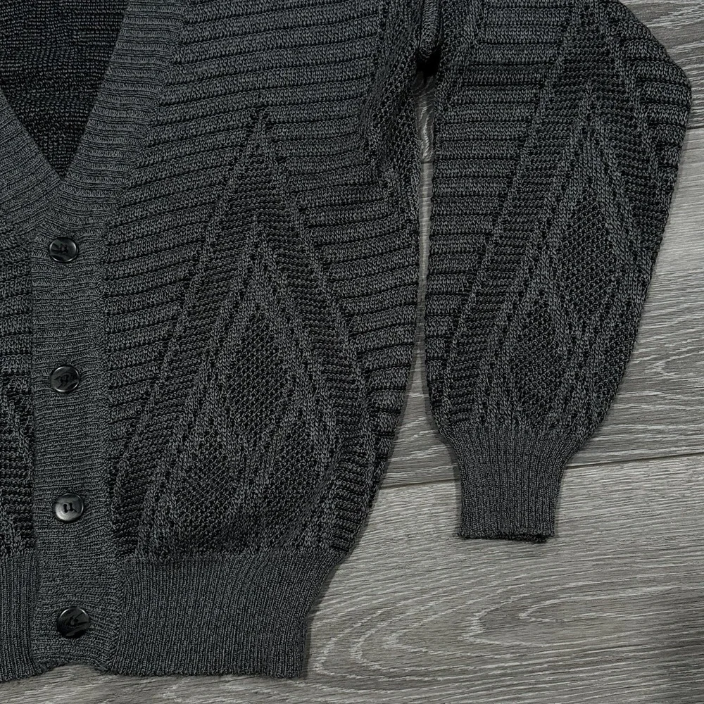 Vtg Peter England Mens Cardigan M Gray V Neck‎ Dad Grandpa Chunky Knit Sweater